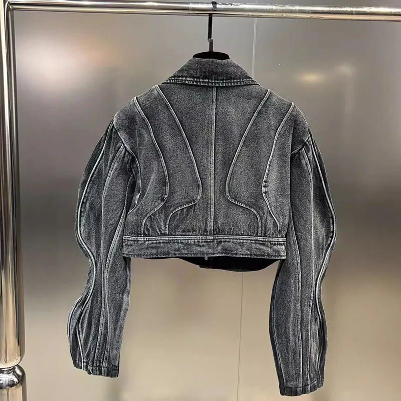 Three-dimensional Line Jacket - Image 2