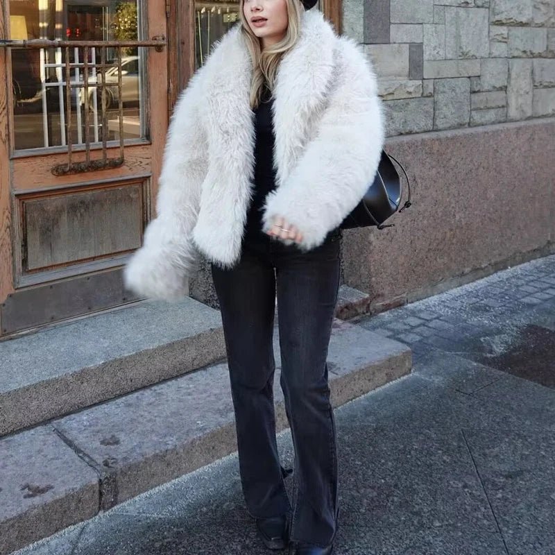 Ivory Luxe Fur Coat - Image 4